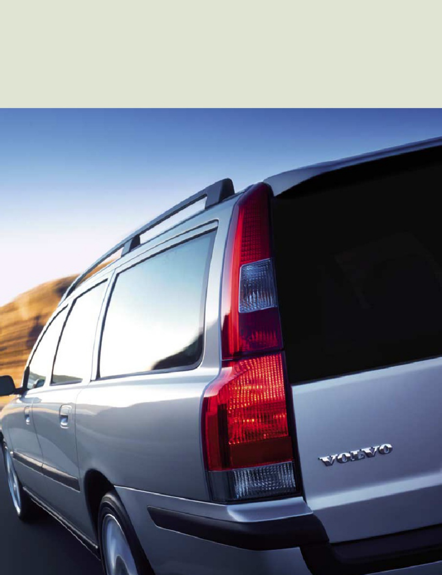 Sample 4 of Volvo CE 2004 Volvo V70 Brochure Technical Manual [PDF]