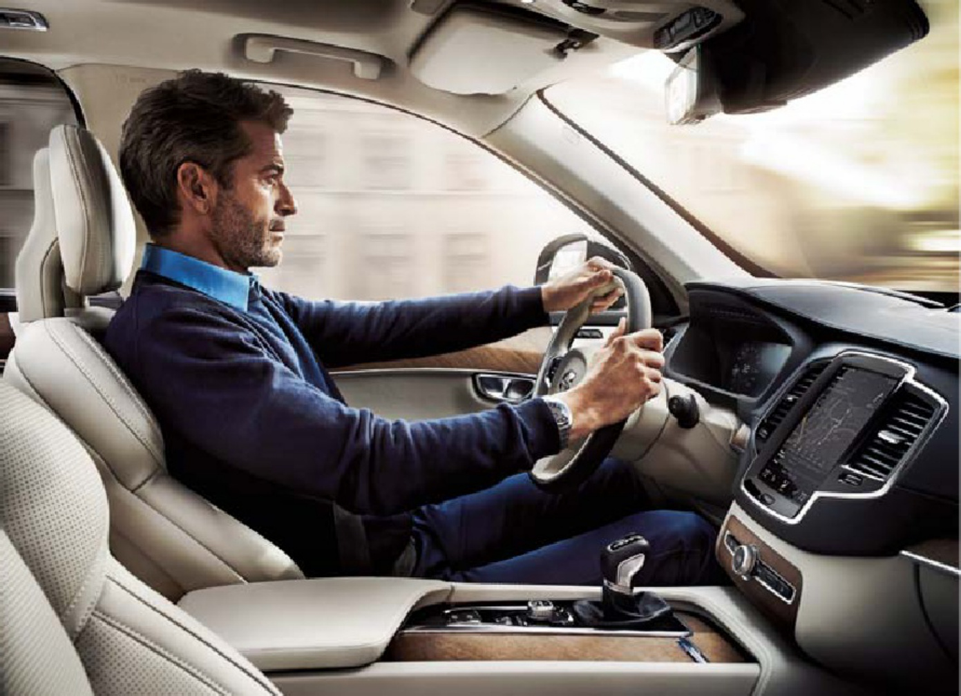 Sample 3 of Volvo CE Cars MY2016_ Safety Innovation Technical Manual [PDF]
